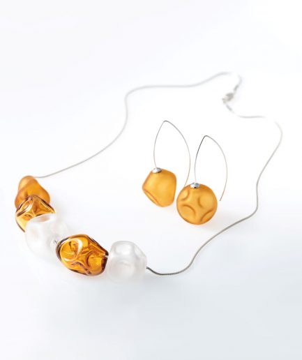 Life Collection Set of Necklace and Earrings Amber